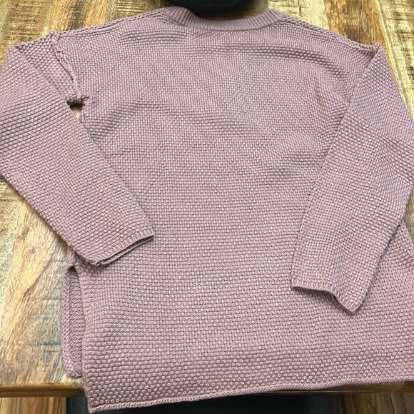Oversized Sweater size Small - Picture 2 of 2
